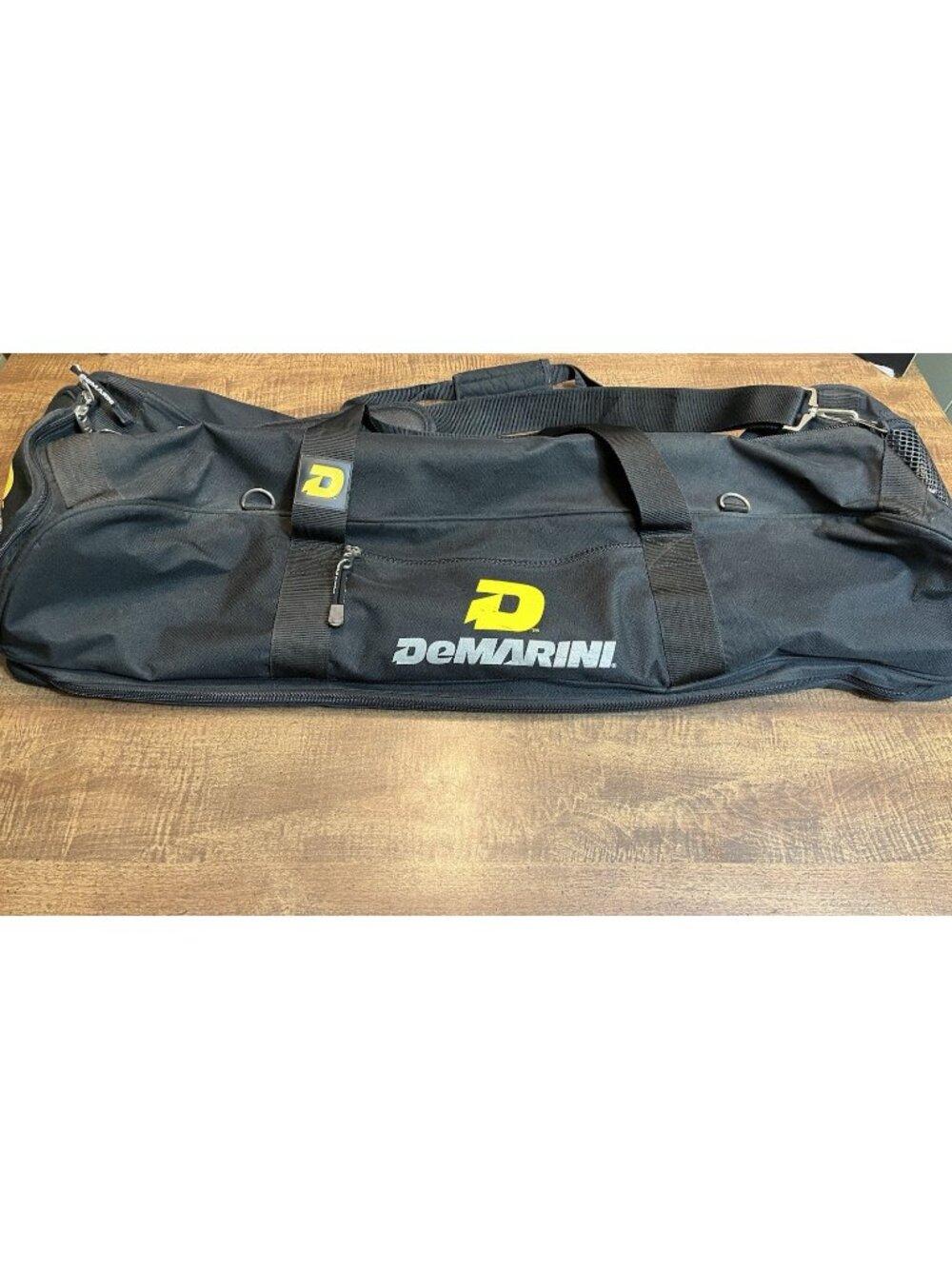 DeMarini Baseball Softball Duffle Equipment Bat Storage Bag Black Yellow 35"